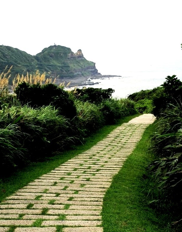 Trail to Cape Bito, Gongliao District / Taiwan