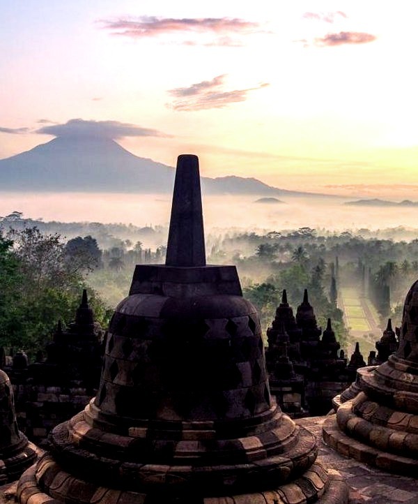 Borobudur at dawn / Indonesia
